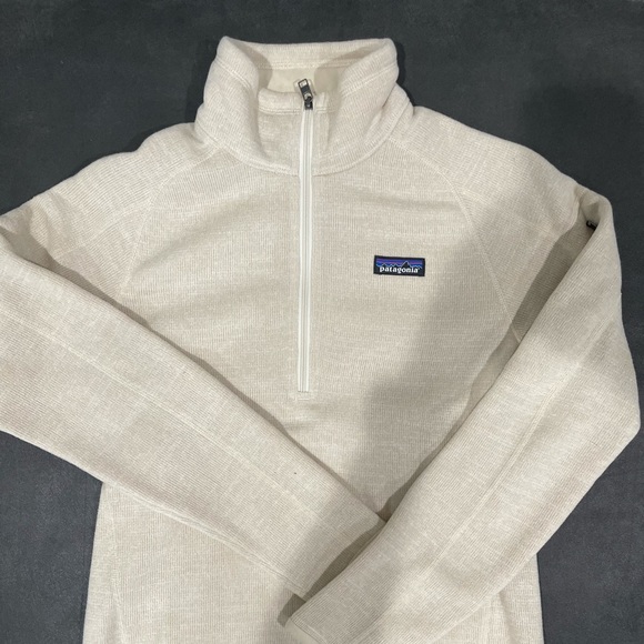 Jackets & Blazers - Patagonia 1/4 Zip